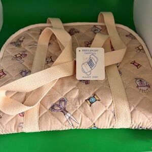 Allary Needlepoint CarryAll -15 space plastic insert, 2 pockets, 19 thread packs